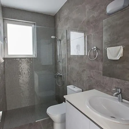 Villa Olive Gold, Luxury And Brand New 2bdr With Private Pool Protaras